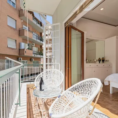First Class Rome Apartments-3
